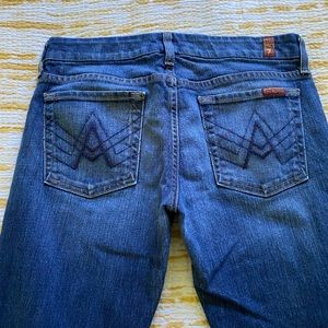 7 For All Mankind “A” pocket bootcut style classic jeans size 28!